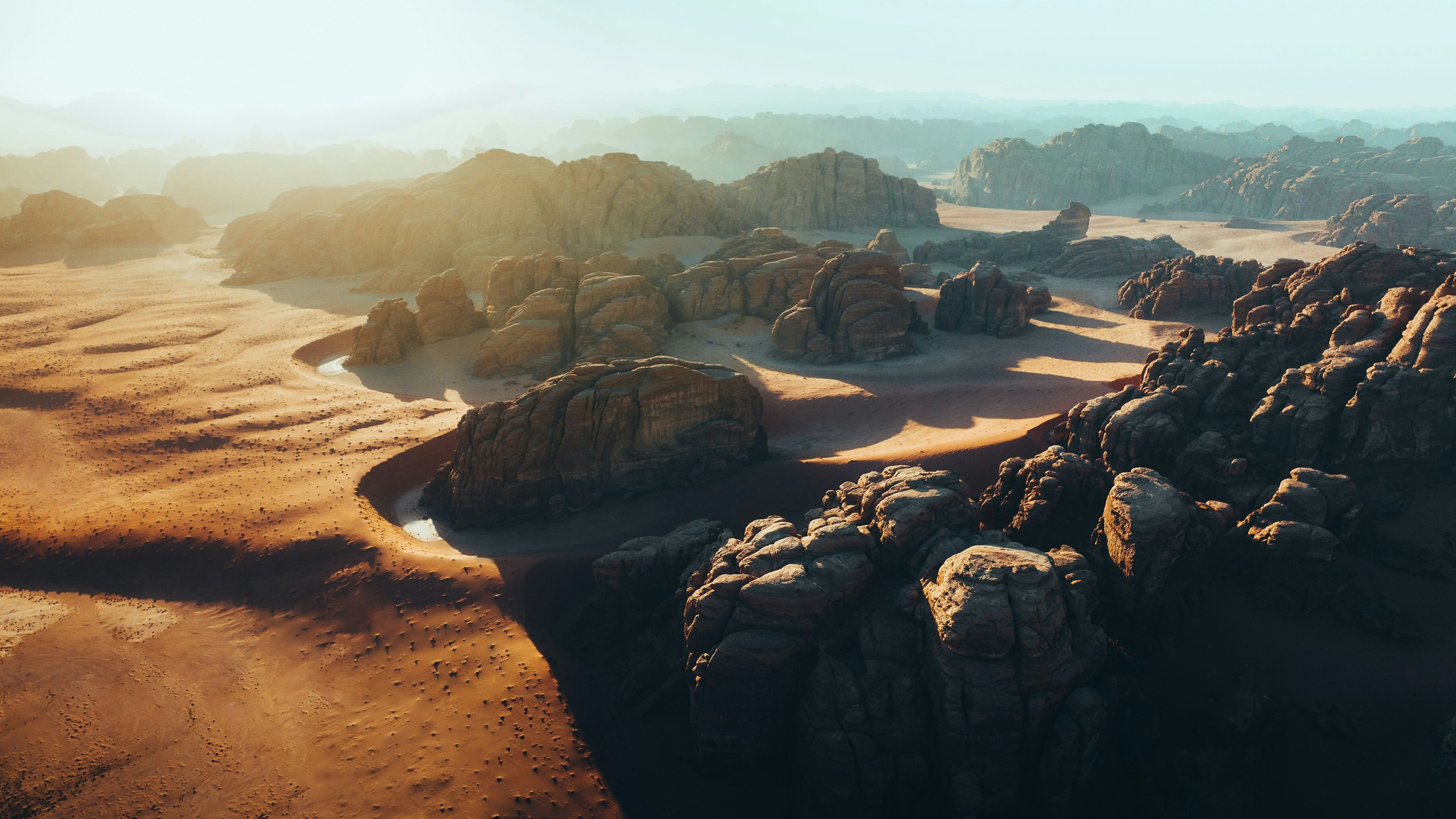 Neom s3le Oixs IX0 unsplash