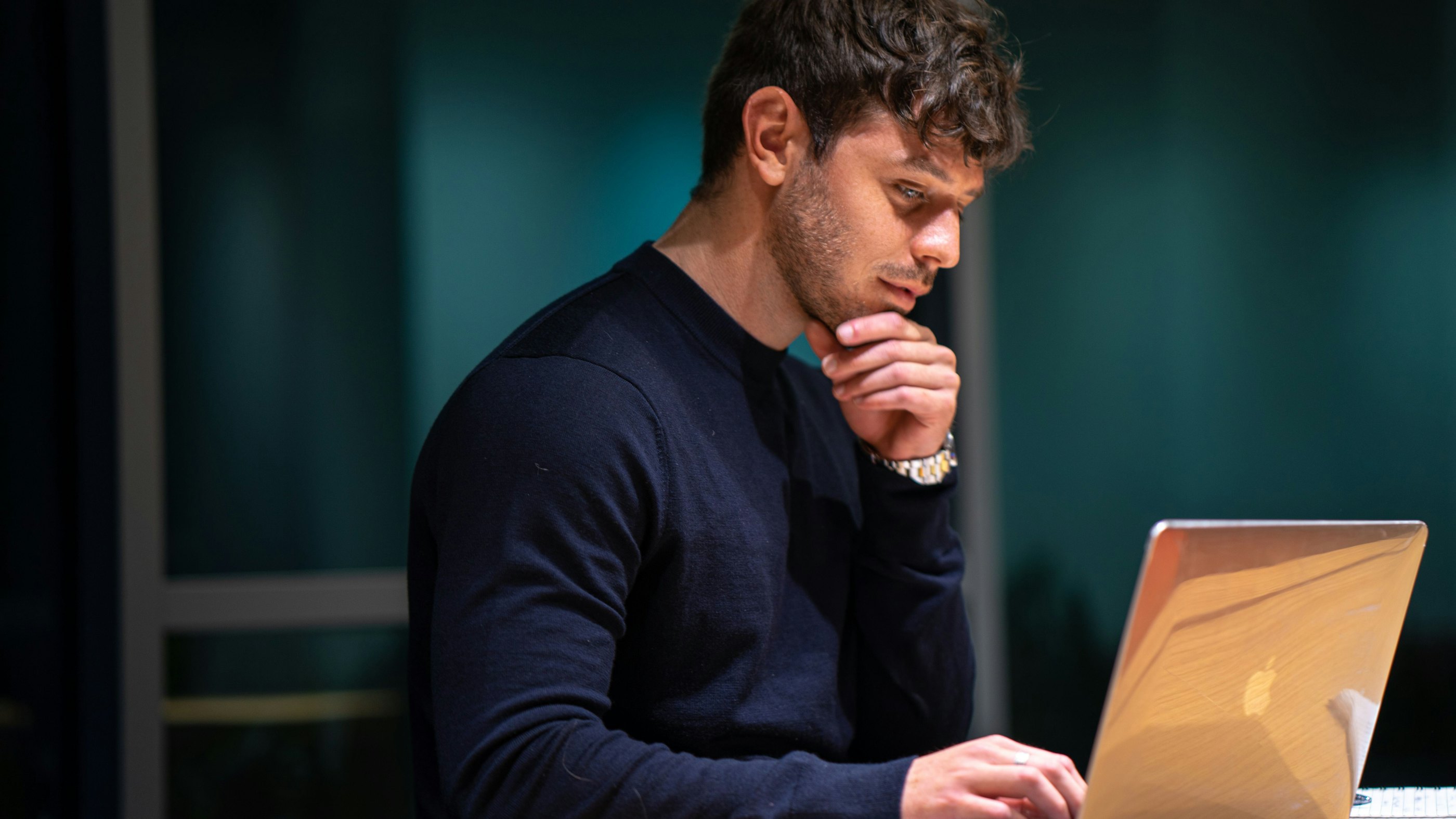 Christian velitchkov o CD1 HU Jm FIM unsplash