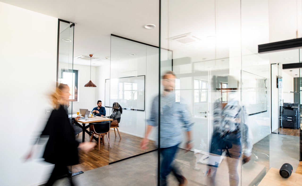 Meeting hallway glass walls