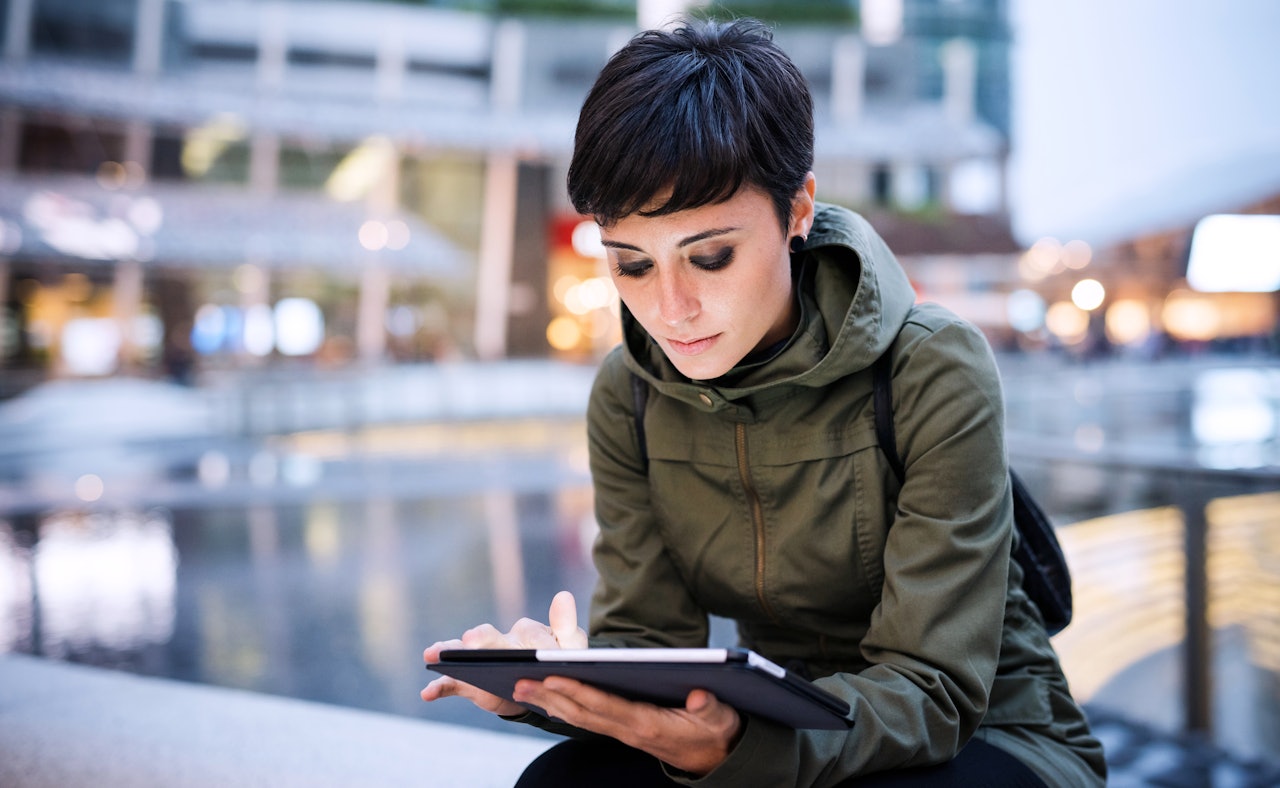 Young woman tablet