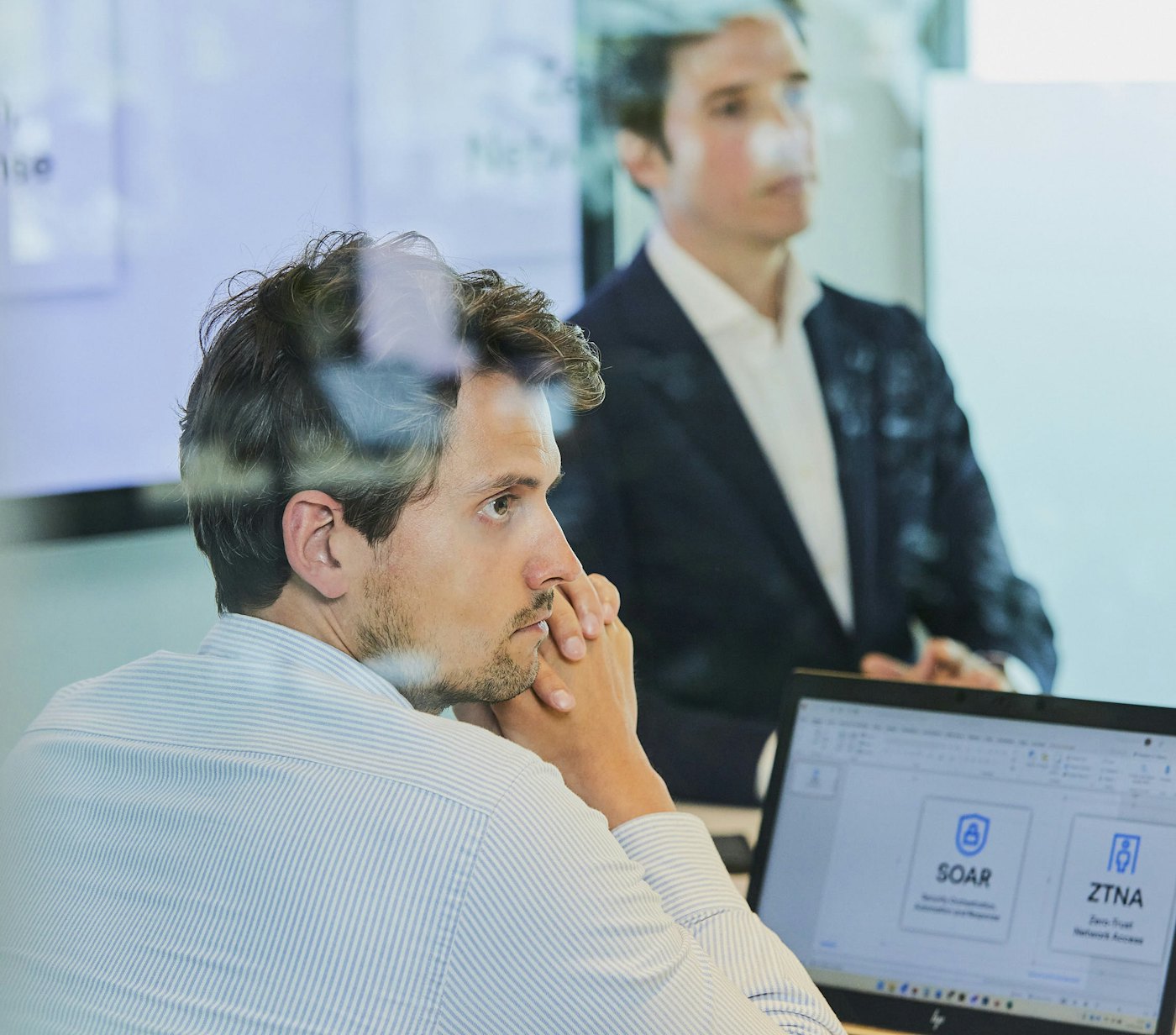 Hetportretbureau LR T1 A6184