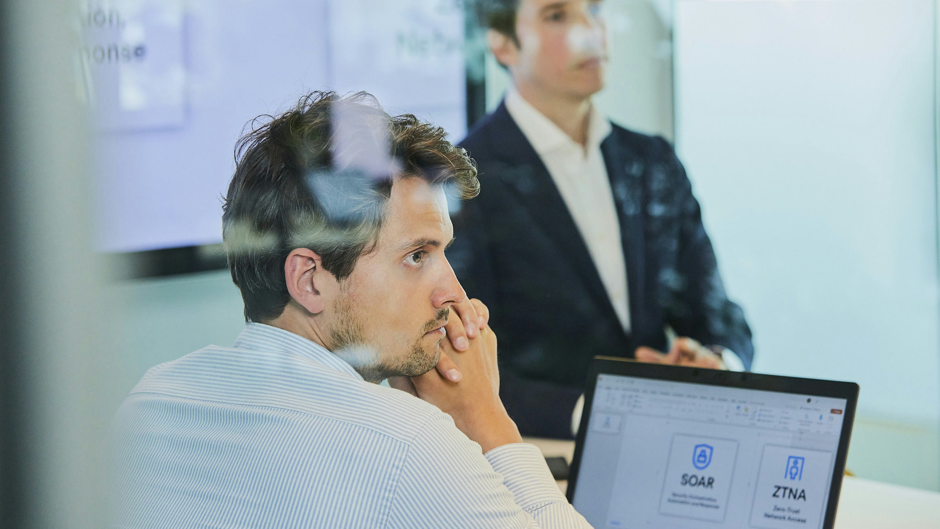 Hetportretbureau LR T1 A6184