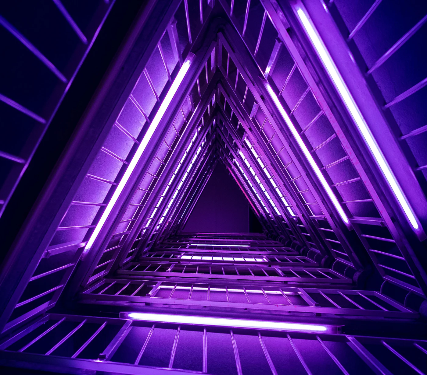 Sandro katalina k1b O V Ti Z Ss unsplash