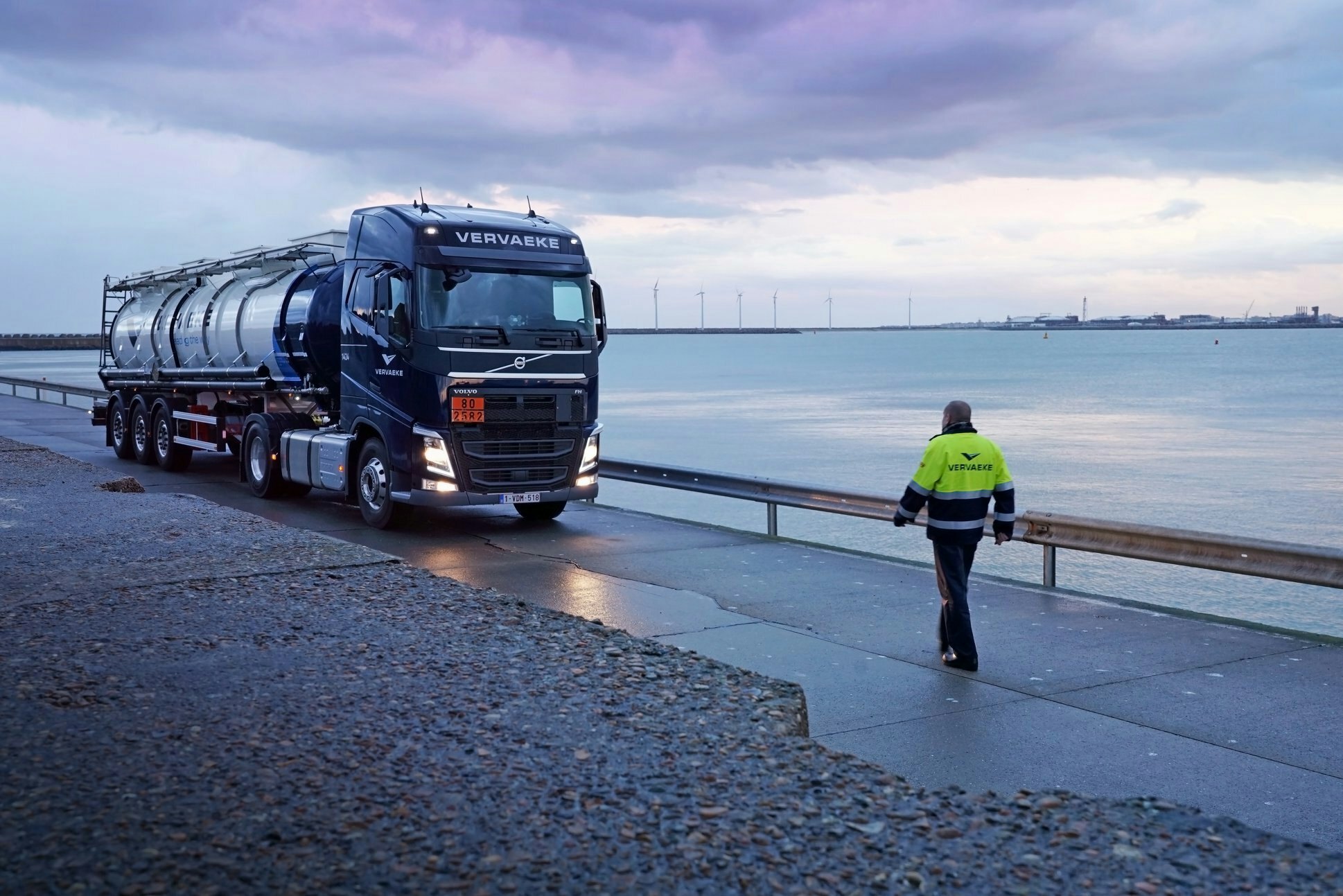 60227991 2302874053293639 4553859085560184832 o