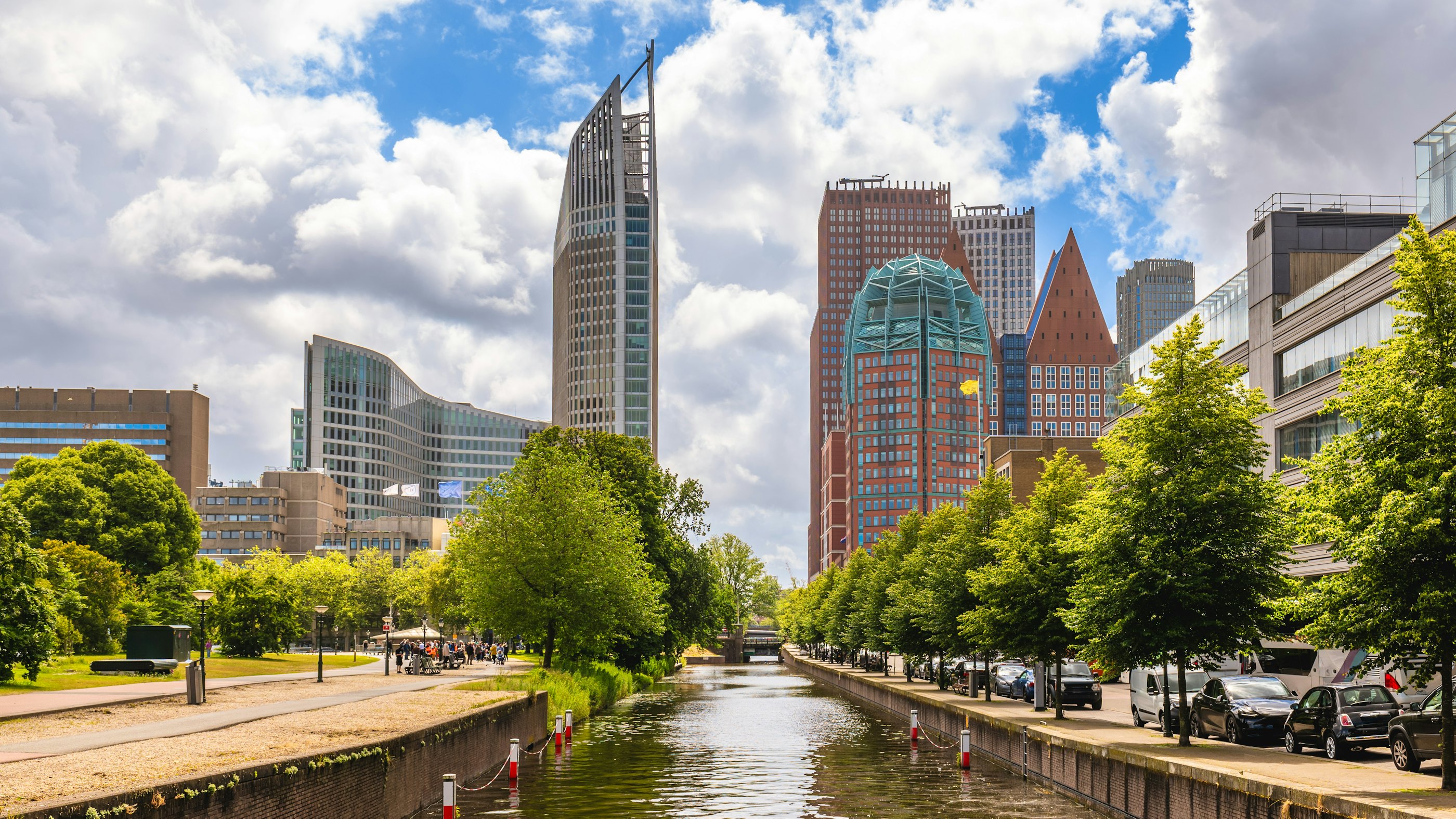 Bedrijfsleven kwetsbaar door verouderde en complexe netwerken