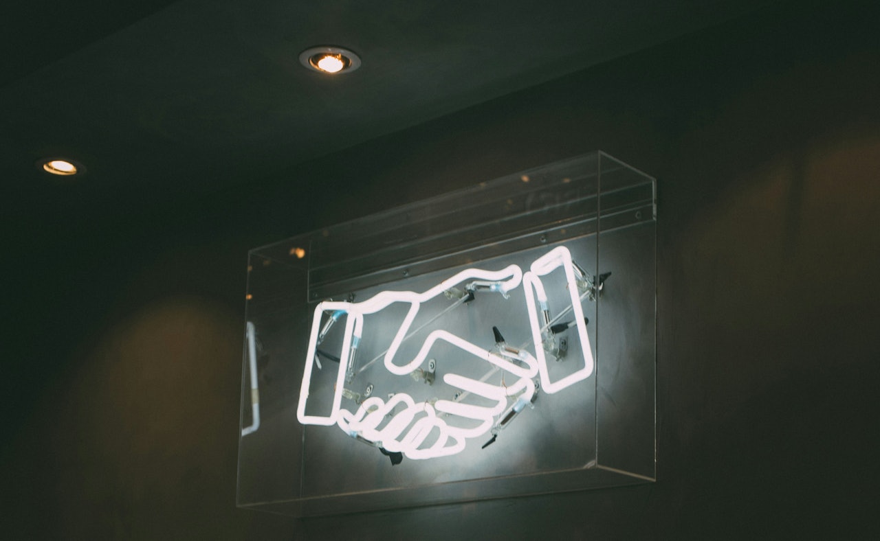 Charlesdeluvio AT5vu Poi8vc unsplash